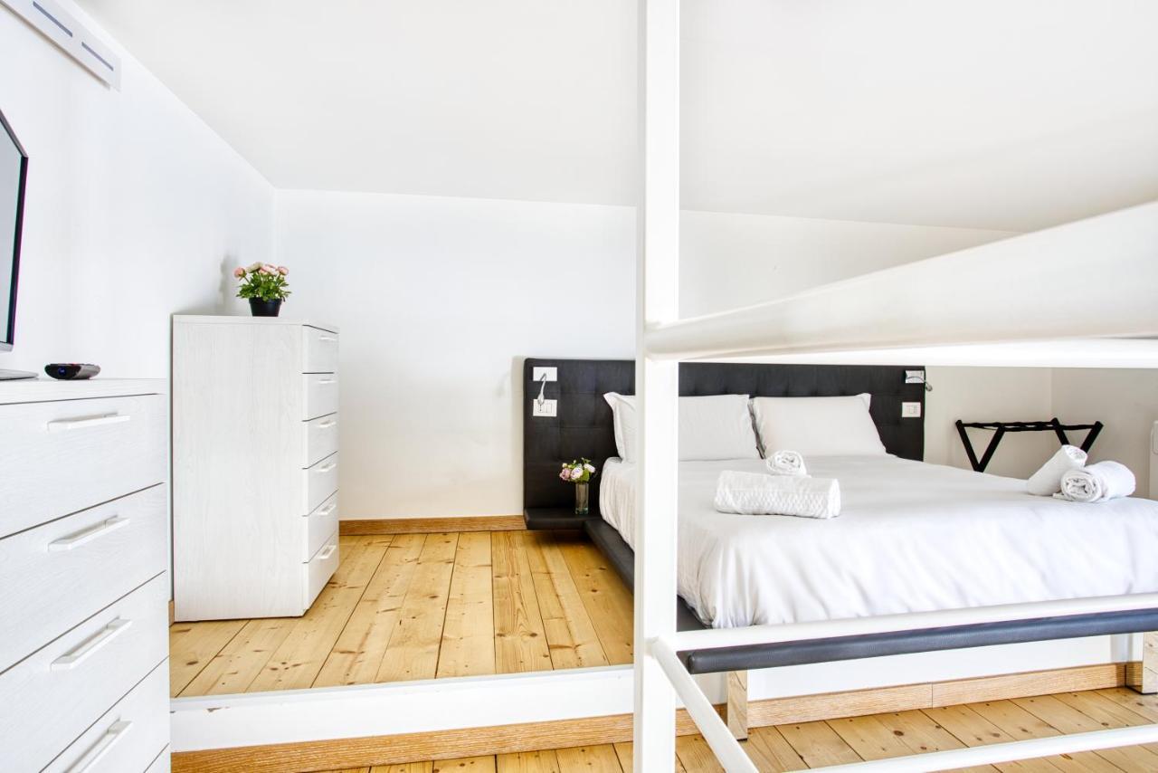 Joivy Charismatic 1-Bed Flat With Parking Apartman Milánó Kültér fotó