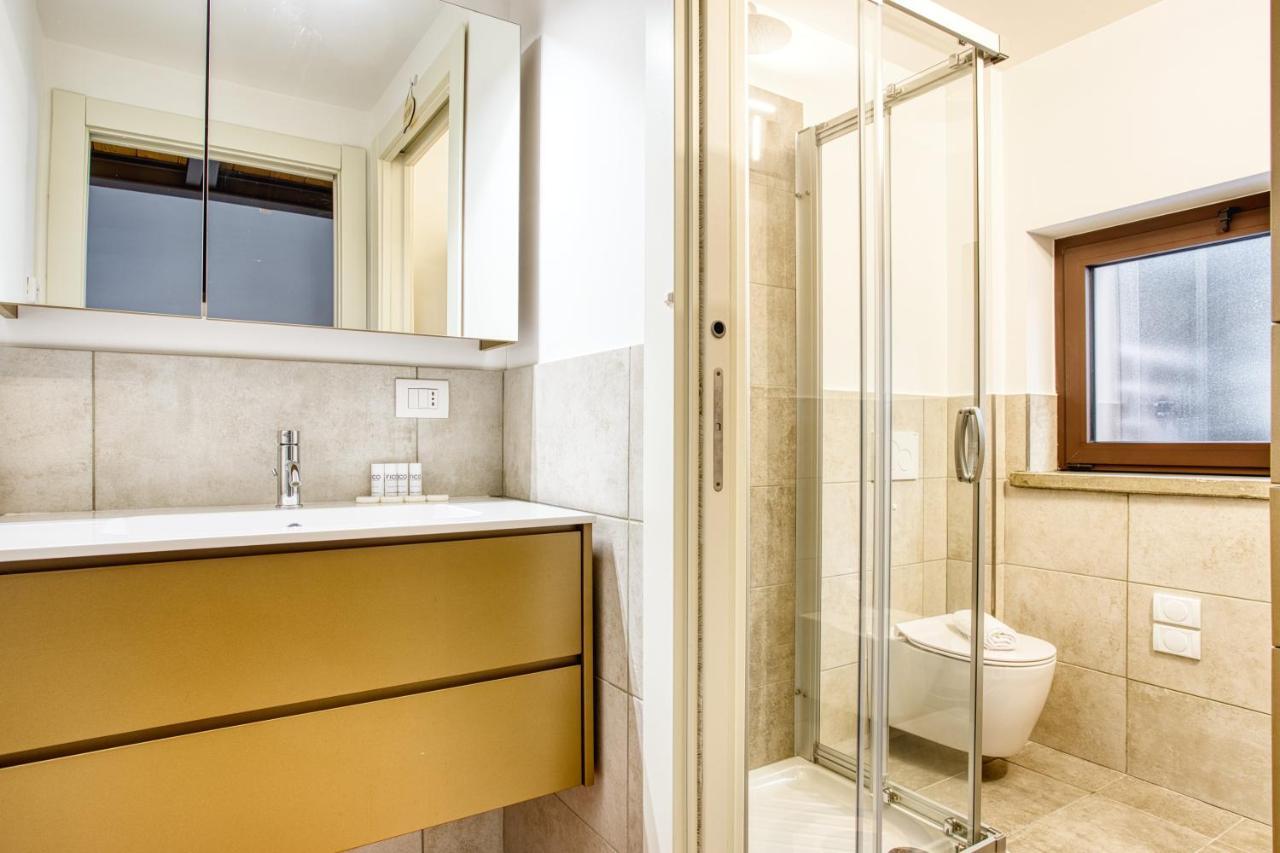 Joivy Charismatic 1-Bed Flat With Parking Apartman Milánó Kültér fotó