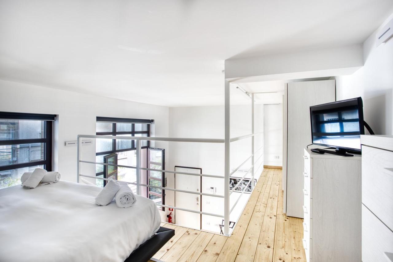 Joivy Charismatic 1-Bed Flat With Parking Apartman Milánó Kültér fotó